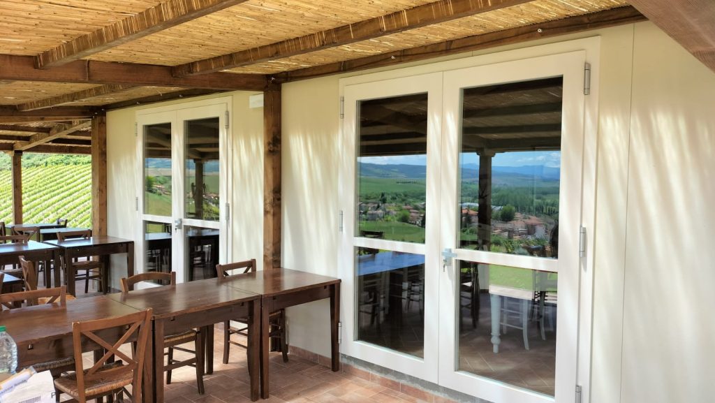 Struttura esterna uso ristorante